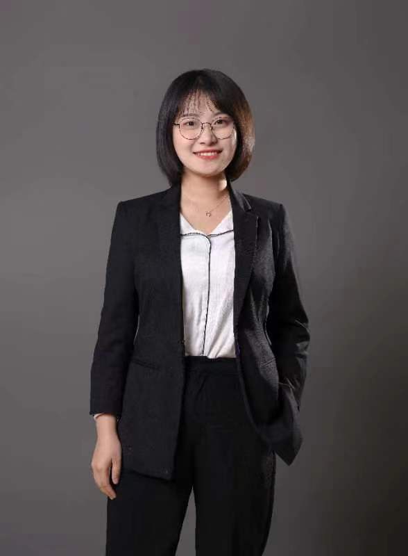 团委书记 何文曦